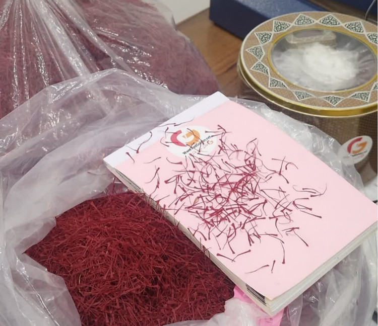 زعفران نگین صادراتی درجه یک